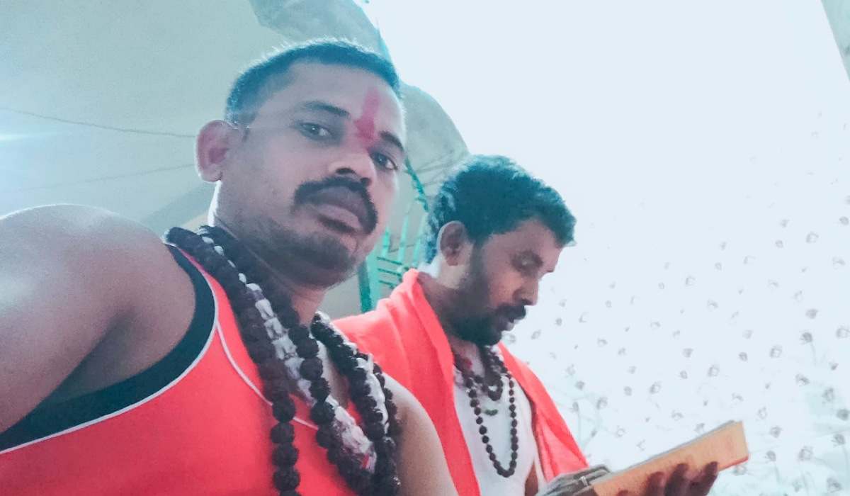 Astrologer Expert Palmist Nadia District Consultation