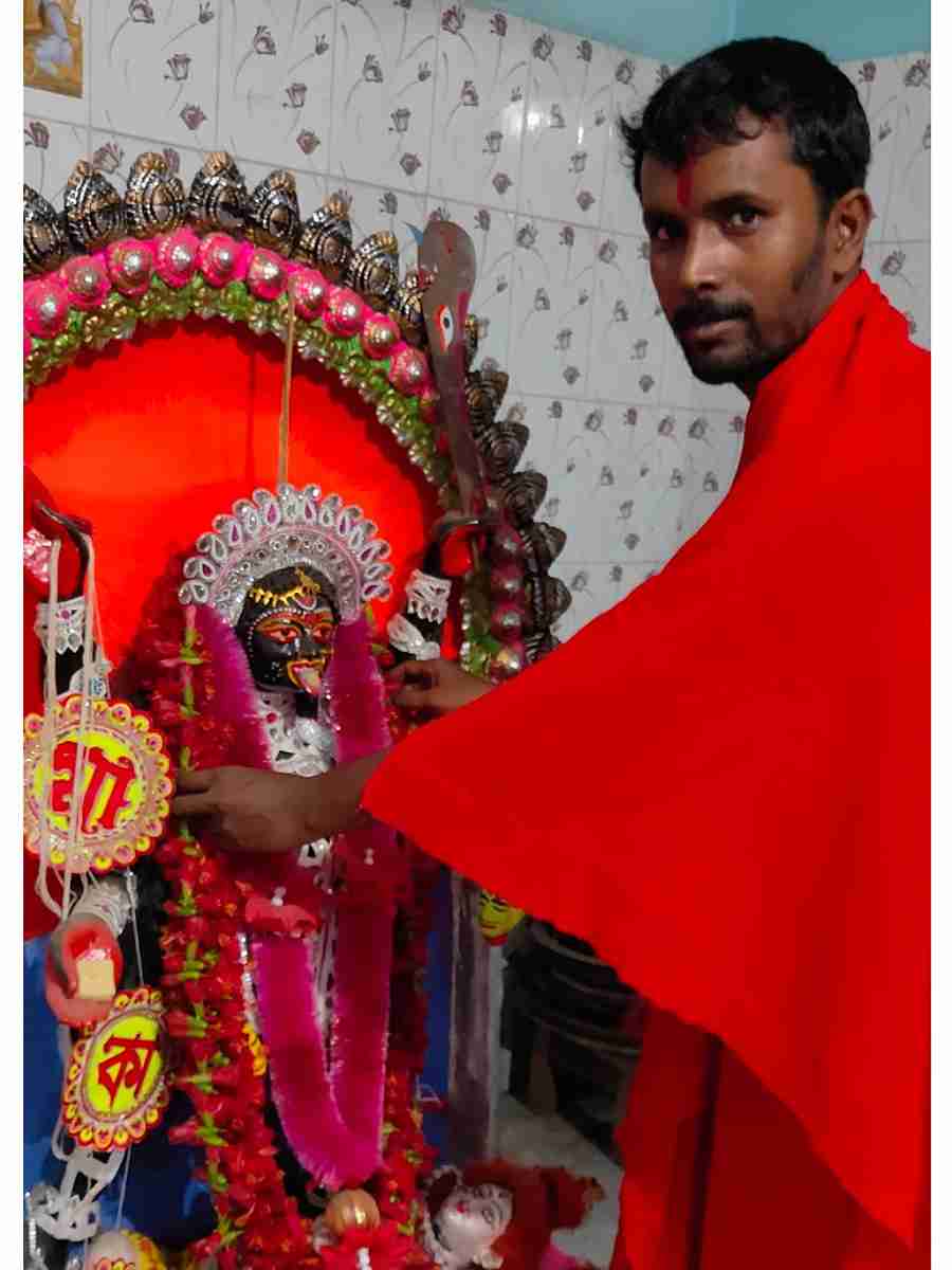 Online Astrology & Palmistry Consultation – PhD Astrologer, Gold Medalist, Ranaghat India, West Bengal, MyAstrology